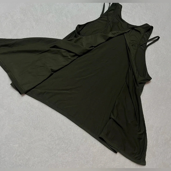 Tank Top - Picture 4 of 7